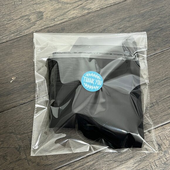 Lululemon Hotty Hot Short II *Long 4" Black - Picture 8 of 8